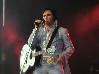 Elvis Impersonator Tom Bartlett
